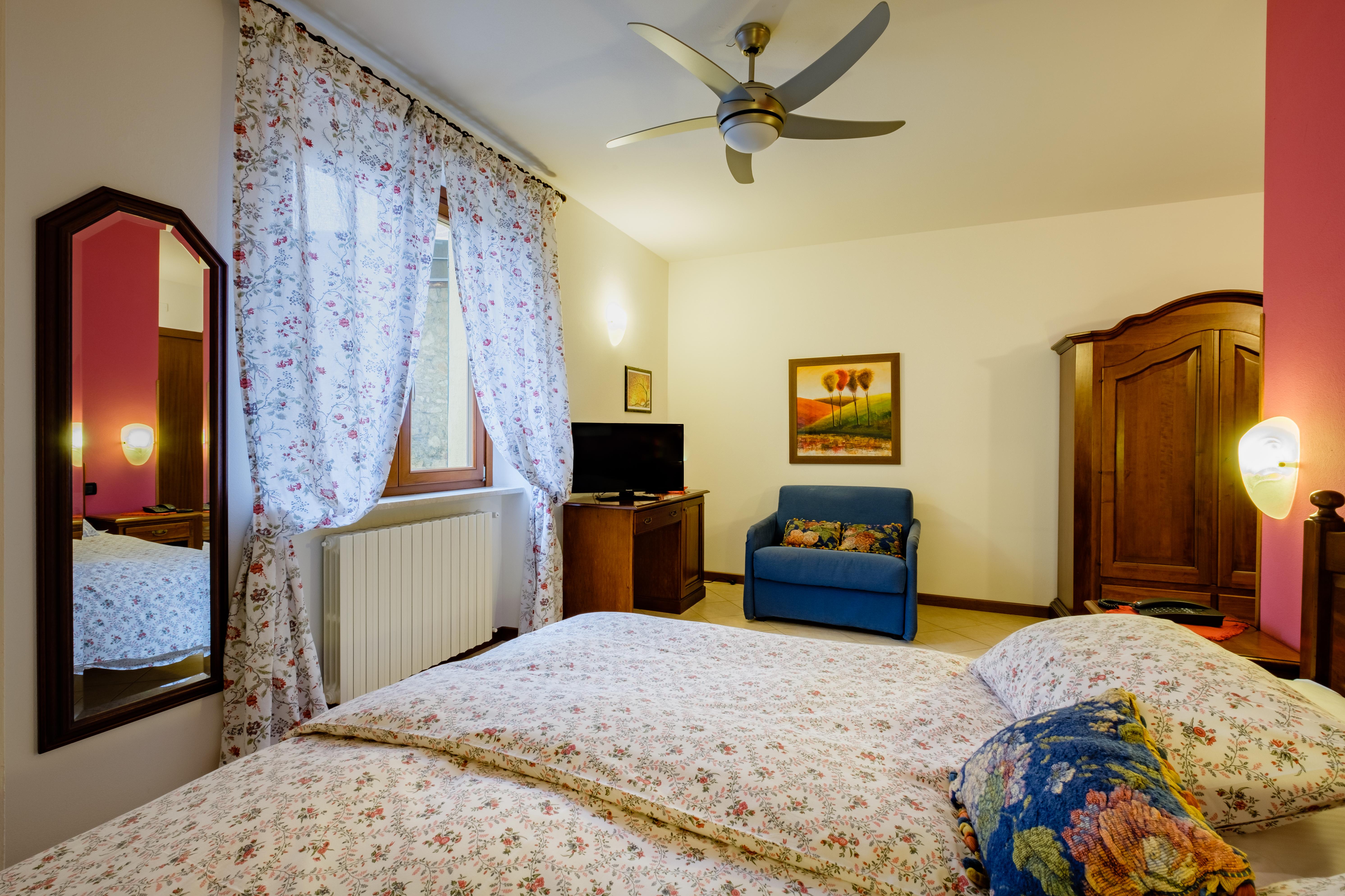 Hotel Tre Punte Gargnano Kültér fotó
