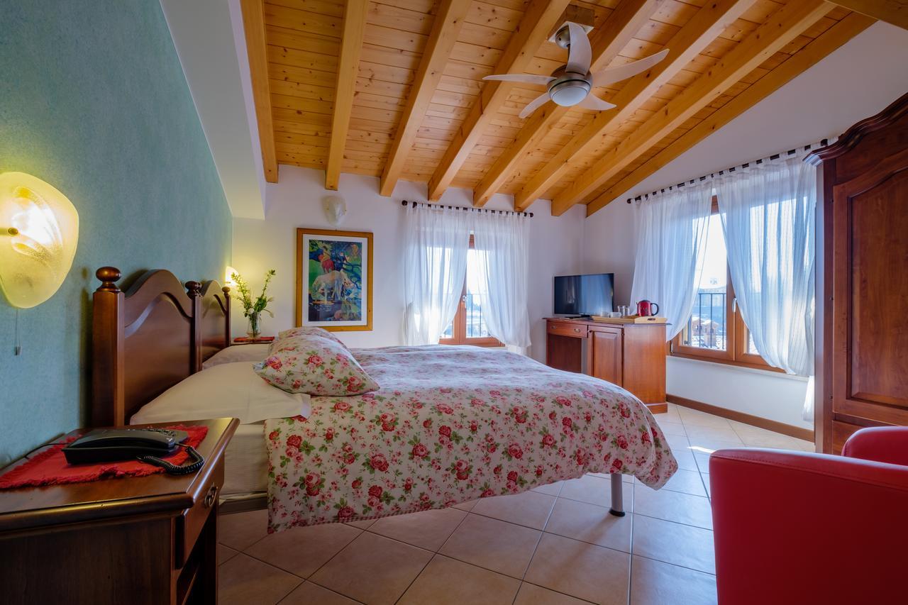 Hotel Tre Punte Gargnano Kültér fotó